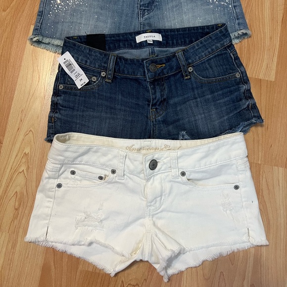 3 shorts - Picture 2 of 2